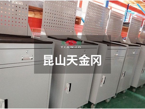 工具柜定制南京，多少錢？細(xì)節(jié)決定價(jià)格【天金岡】