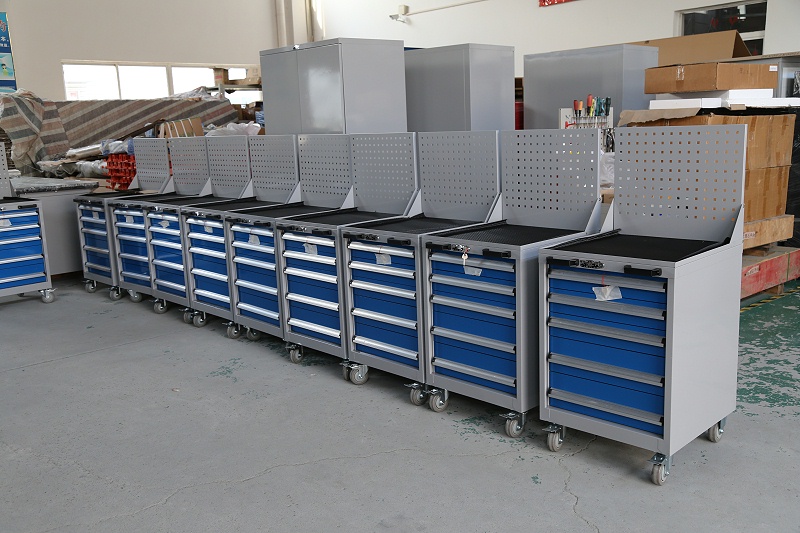 重型工具車(chē)