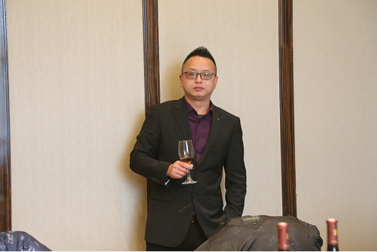 昆山天金岡總經(jīng)理常金標(biāo)先生當(dāng)選牛商匯昆山分會(huì)副會(huì)長