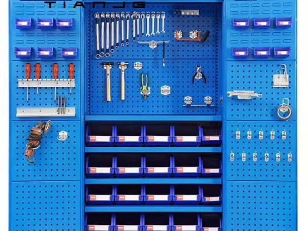工具柜廠家天金岡砥礪奮進(jìn)，獲中國招投標(biāo)企業(yè)信用AAA級(jí)證書！