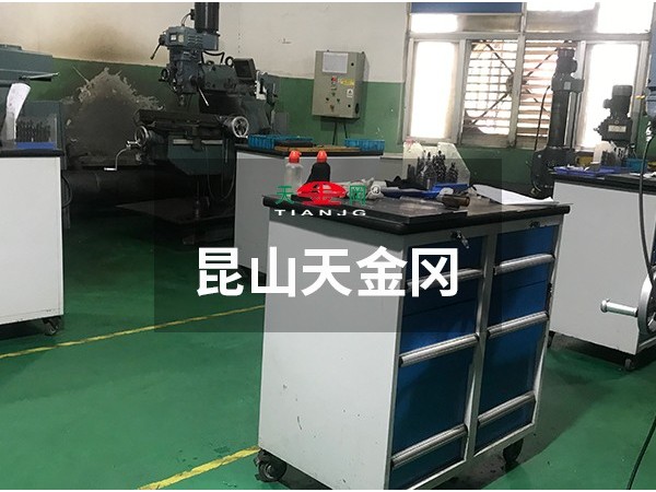 工具柜廠家哪家好，大家都選綠色環保-天金岡！