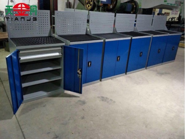 工具柜價格到底在哪里--看費用就一目了然了！