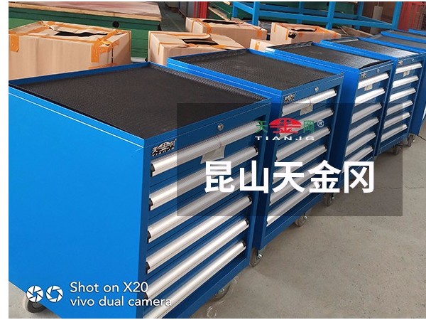 判斷鉗工工具柜廠家實力的3點，都知道嗎?