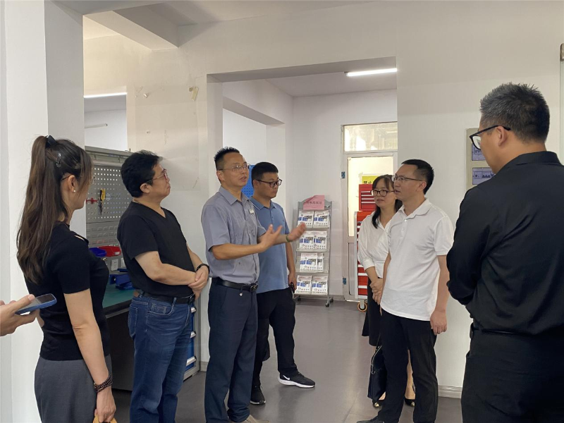 湖州市長興縣領(lǐng)導蒞臨天金岡參觀指導工作