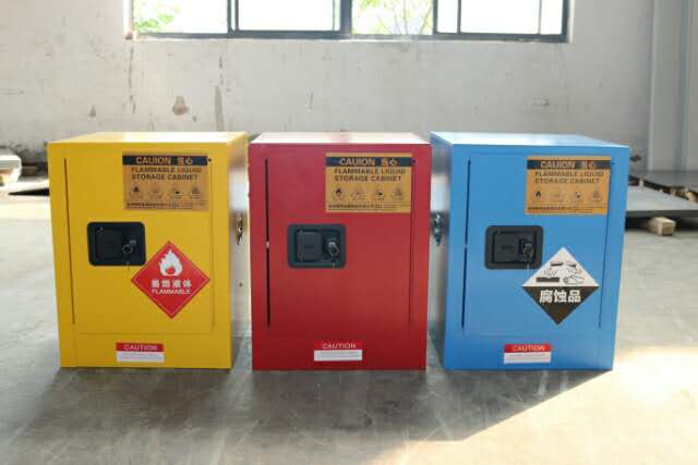危險化學(xué)品防爆柜